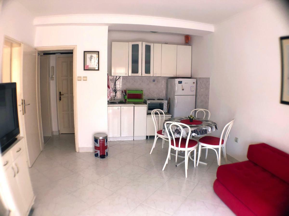 One Bedroom Apartment 500M From The Beach Будва Экстерьер фото